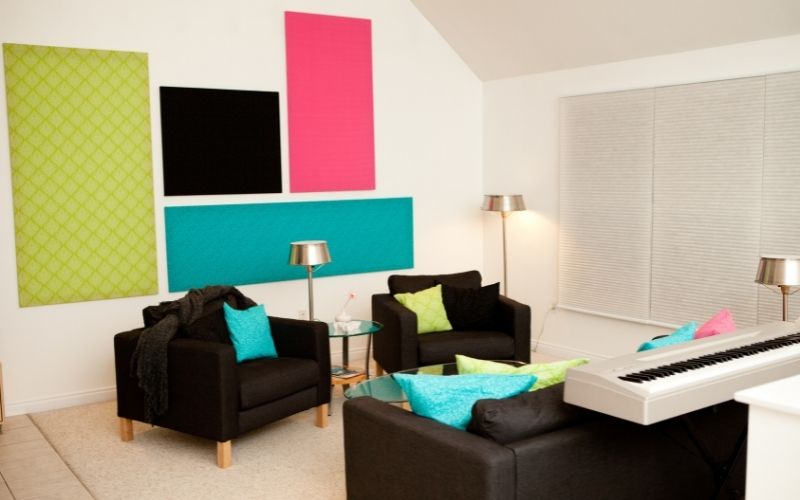 Welcome the Colour Outbursts